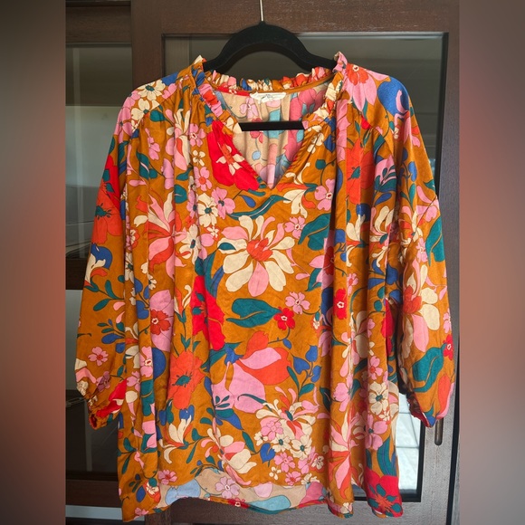 Vibrant Blooms Blouse - Picture 3 of 5